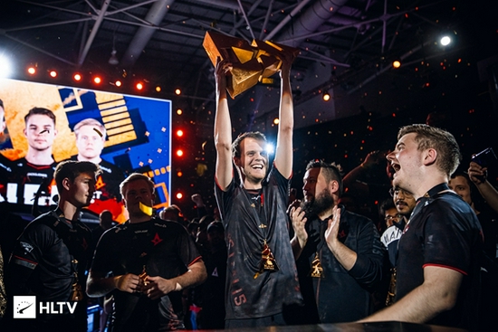 沐瞳如何凭借银与绯成功转型内容型赛道